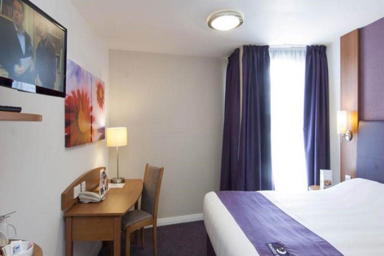 Premier Inn Southampton North Chilworth  Exterior foto